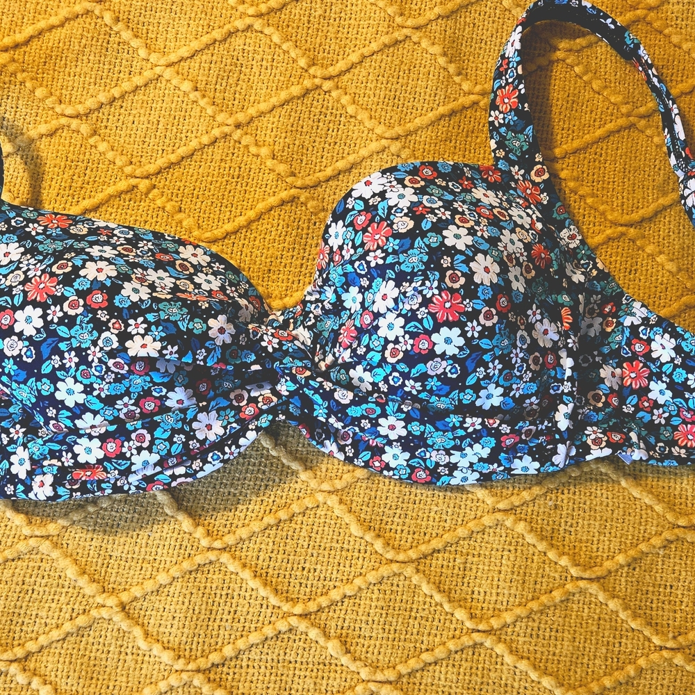 Lands' End Black Floral Underwire Bikini Top with Multicolor Flowers